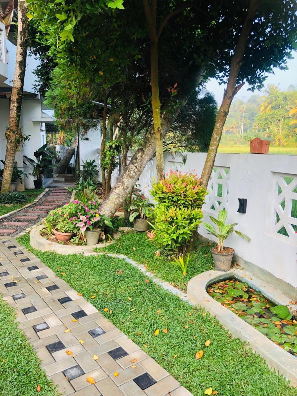 Villa Paddy Fields View Mirissa Exterior foto